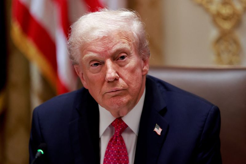 Trump asks Supreme Court to allow troop deployment to Chicago area