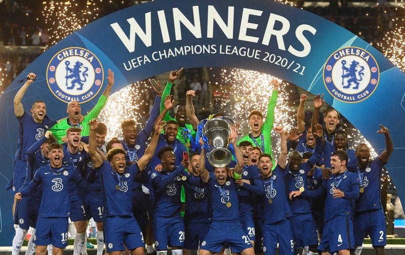 © Reuters. Les Blues remportent leur 4e titre continental après la C1 en 2012 et la C3 en 2013 et 2019./Photo prise le 29 mai 2021/REUTERS/XXSTRINGERXX xxxxx
