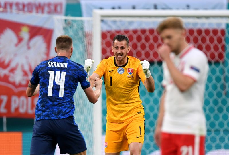 &copy; Reuters. La Slovaquie démarre parfaitement cet Euro et peut viser une qualification pour les huitièmes. /Photo prise le 14 juin 2021/REUTERS/XXSTRINGERXX xxxxx