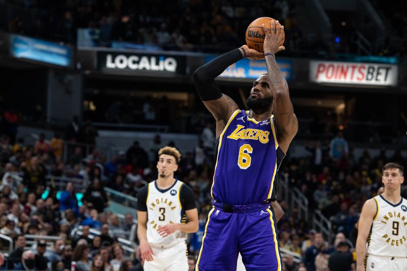 &copy; Reuters. LeBron James a porté les Lakers avec 39 points./Photo prise le 25 novembre 2021/REUTERS/USA Today Sports
