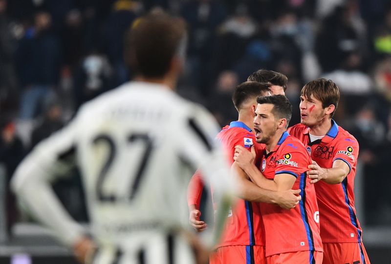 &copy; Reuters. La Juventus est 8e du championnat italien./Photo prise le 27 novembre 2021/REUTERS/Massimo Pinca