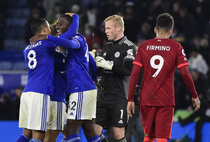 © Reuters. Liverpool a chuté face à une solidaire équipe de Leicester. /Photo prise le 28 décembre 2021/REUTERS/Rebecca Naden