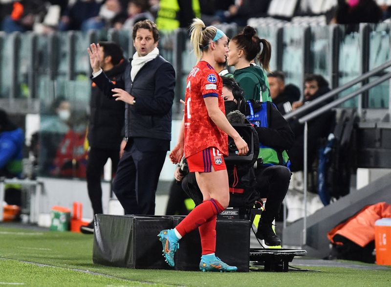 &copy; Reuters. Le carton rouge d'Ellie Carpenter a totalement changé la physionomie du match de Lyon./Photo prise le 23 mars 2022/REUTERS/Massimo Pinca