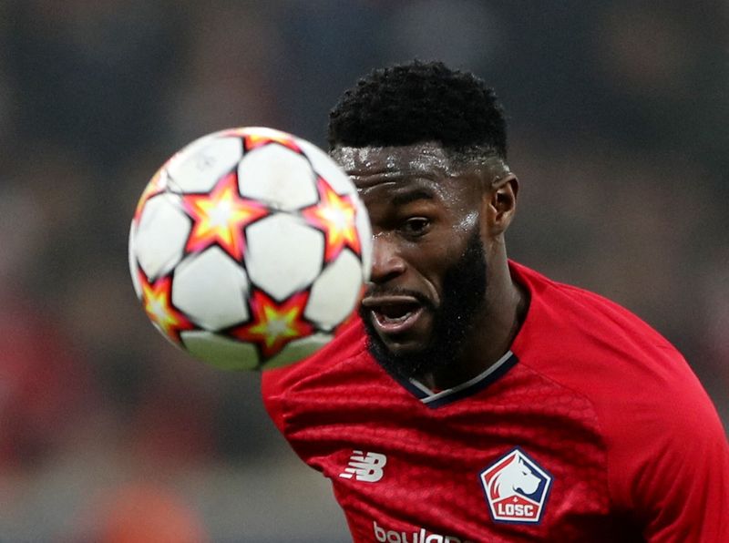 &copy; Reuters. Jonathan Bamba a trouvé le poteau ce samedi contre Bordeaux./Photo prise le 23 novembre 2021/REUTERS/Pascal Rossignol