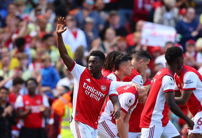 © Reuters. Eddie Nkteiah a signé un doublé pour porter Arsenal face à Leeds./Photo prise le 8 mai 2022/REUTERS/David Klein