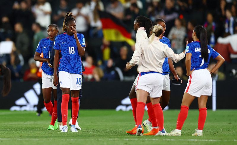 © Reuters. Les Françaises sont éliminées en demi-finale de cet euro féminin./Photo prise le 27 juillet 2022/REUTERS/LISI NIESNER