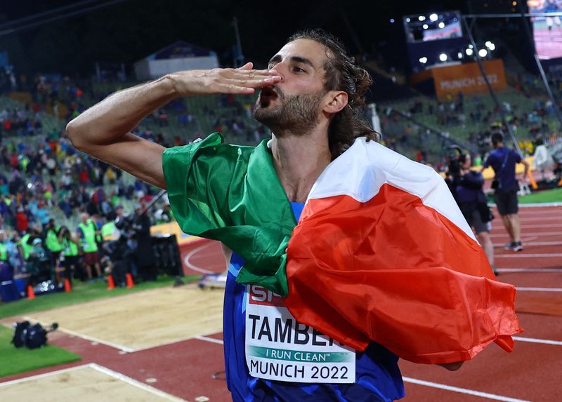 &copy; Reuters. Gianmarco Tamberi a sauté le plus haut lors du concours du saut en hauteur dans ce championnat d'Europe./Photo prise le 18 août 2022/REUTERS/KAI PFAFFENBACH