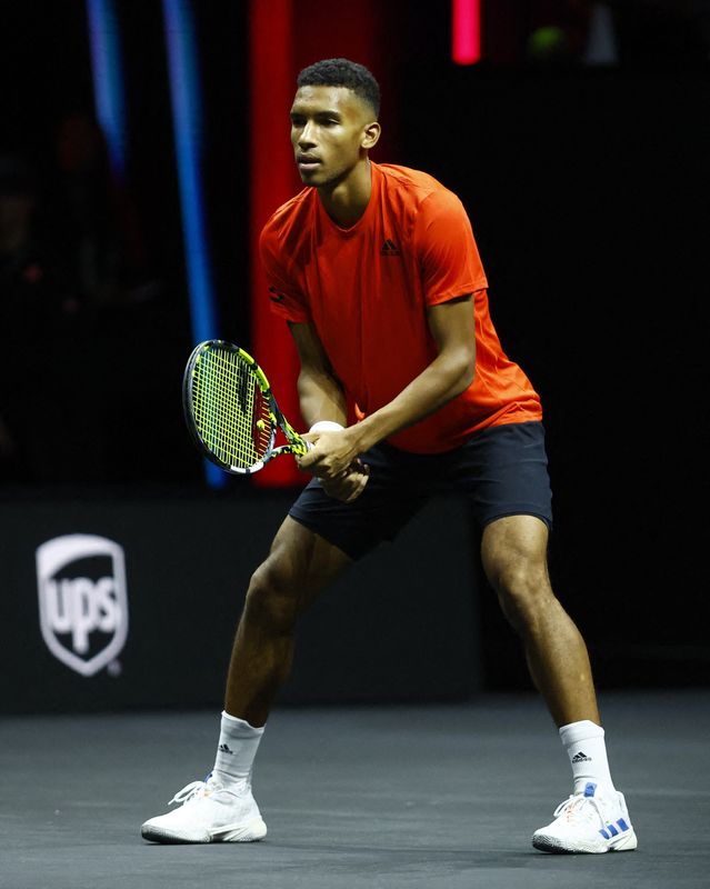 © Reuters. Felix Auger-Aliassime a battu Musetti en demi-finale du tournoi de Florence./Photo prise le 22 septembre 2022/REUTERS/ANDREW BOYERS