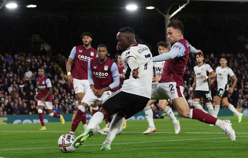 © Reuters. Victoire importante de Fulham contre Aston Villa qui se replace au classement./Photo prise le 20 octobre 2022/REUTERS/PAUL CHILDS