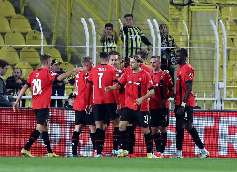 © Reuters. Le Stade Rennais menait 3 à 0 avant de se faire égaliser en toute fin de rencontre. /Photo prise le 27 octobre 2022/REUTERS/Umit Bektas