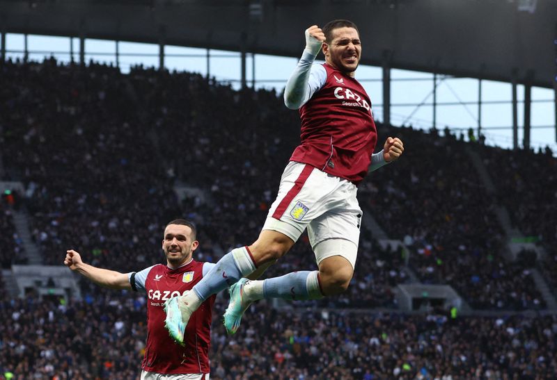 © Reuters. Emiliano Buendia a contribué à la victoire d'Aston Villa en inscrivant son 2e but de la saison en Premier League.           /Photo prise le 1 janvier 2023/REUTERS/Paul Childs