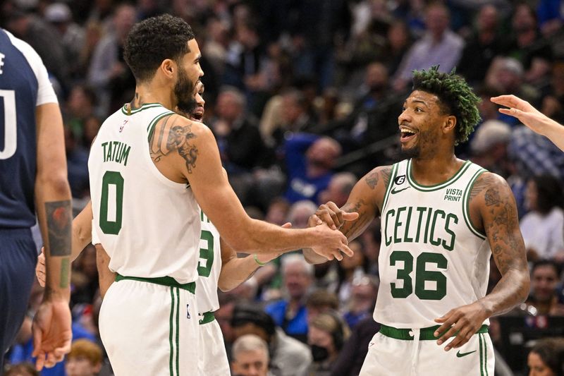 © Reuters. Il y a 2 nuits, Boston avait lourdement perdu contre OKC. Les Celtics ont rebondi face aux Mavs. /Photo prise le /REUTERS/
