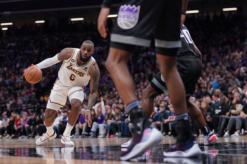 © Reuters. LeBron James, en patron, a contribué au cinqième succès consécutif des Lakers. /Photo prise le 8 janvier 2023/REUTERS/USA Today Sports
