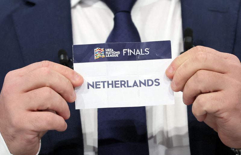 © Reuters. Les Pays-Bas affronteront la Croatie en demi-finales de la Ligue des Nations./Photo prise le 25 janvier 2023/REUTERS/Denis Balibouse
