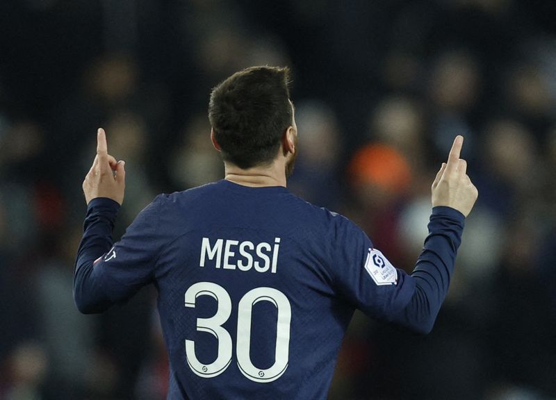 © Reuters. Avec son but, Léo Messi compte 10 buts et 10 passes décisives en Ligue 1 cette saison.  /Photo prise le 4 février 2023/REUTERS/Gonzalo Fuentes