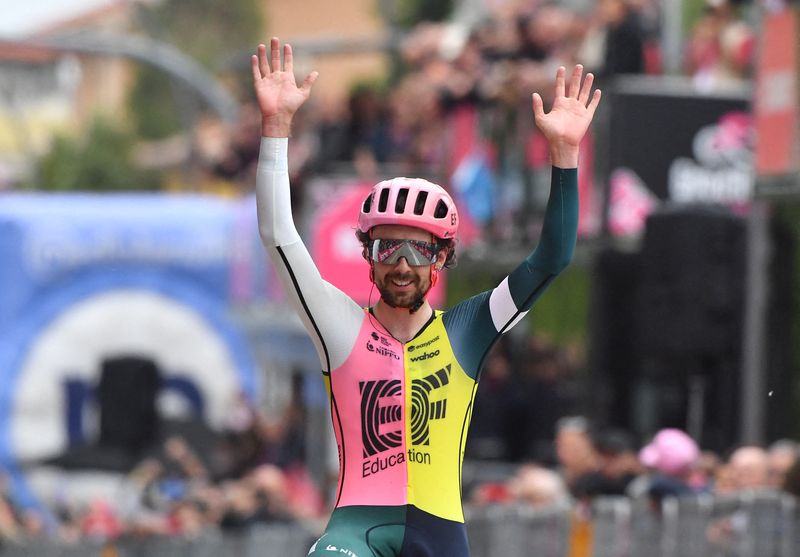 © Reuters. Ben Healy a écrasé la concurrence lors de la huitième étape du Giro. /Photo prise le 13 mai 2023/REUTERS/Jennifer Lorenzini