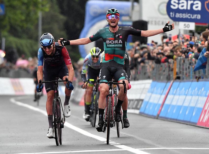 © Reuters. Nico Denz a remporté sa deuxième étape sur ce 106e Giro. /Photo prise le 20 mai 2023/REUTERS/Jennifer Lorenzini