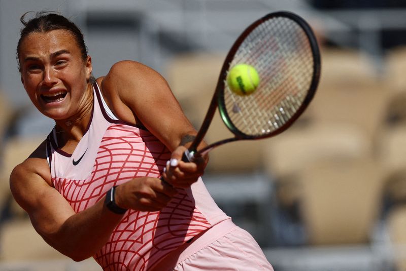 &copy; Reuters. Aryna Sabalenka n'a pas tremblé pour rejoindre le deuxième tour de Roland Garros. /Photo prise le 28 mai 2023/REUTERS/Kai Pfaffenbach