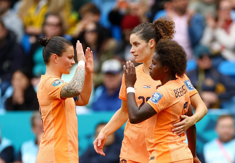 © Reuters. Les Néerlandaises vont jouer le deuxième quart de finale de leur histoire.    /Photo prise le 6 août 2023/REUTERS/CARL RECINE