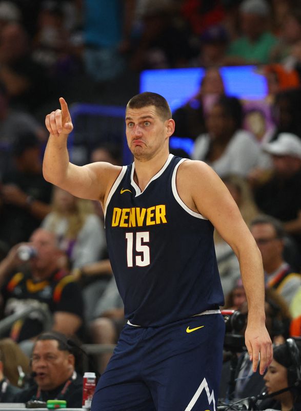 &copy; Reuters. Le MVP de la saison dernière a inscrit 9 points. /Photo prise le 11 octobre 2023/REUTERS/Mark J. Rebilas