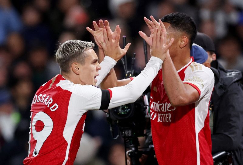 &copy; Reuters. Arsenal est invaincu cette saison en Premier League./Photo prise le 21 octobre 2023/REUTERS/David Klein